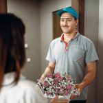 Entrega de presentes /flores